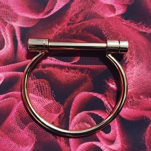 Bar w/Screw Bangle Bracelet